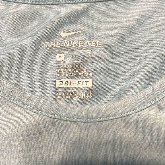 Nike Tank - Picture 2 of 5